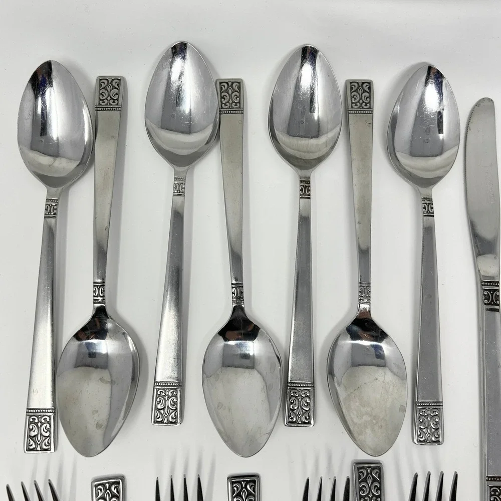 Vintage Custom Design CUD1 Stainless Japan Flatware Set 31 Pc MCM Scroll Pattern